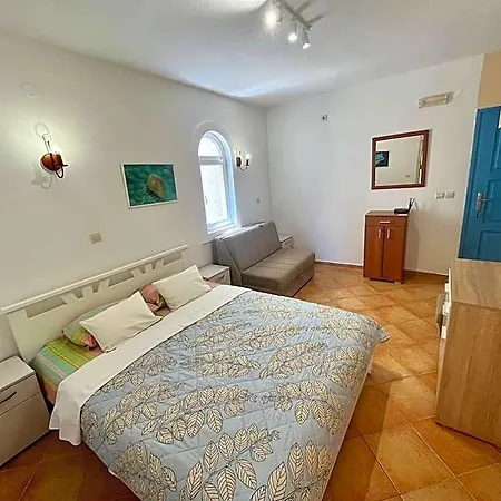 Ariasana Hotel 3*
