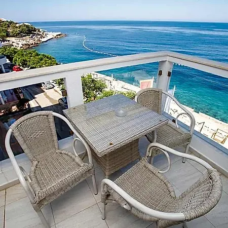 Ariasana Hotel 3*